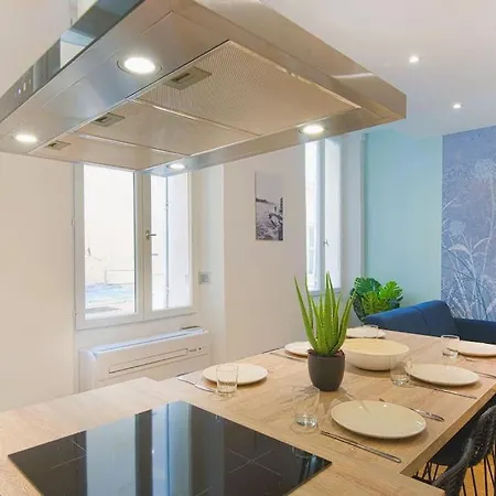 Spacious T2 Near The Halles And The Harbour Apartment Toulon