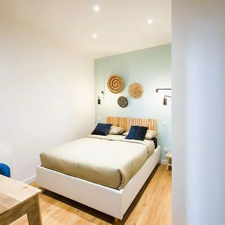 Spacious T2 Near The Halles And The Harbour Apartment *