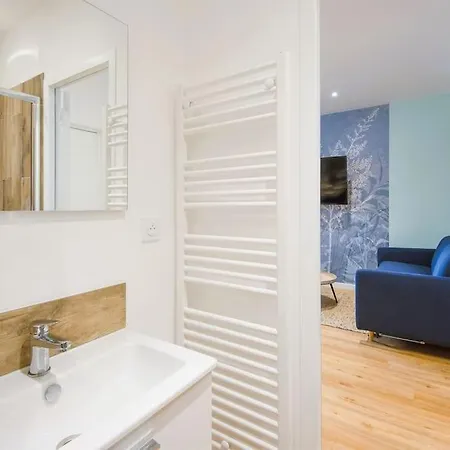 Apartment Spacious T2 Near The Halles And The Harbour Toulon